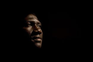 世界上最迷惑的笑,世界上笑得最魔性的人